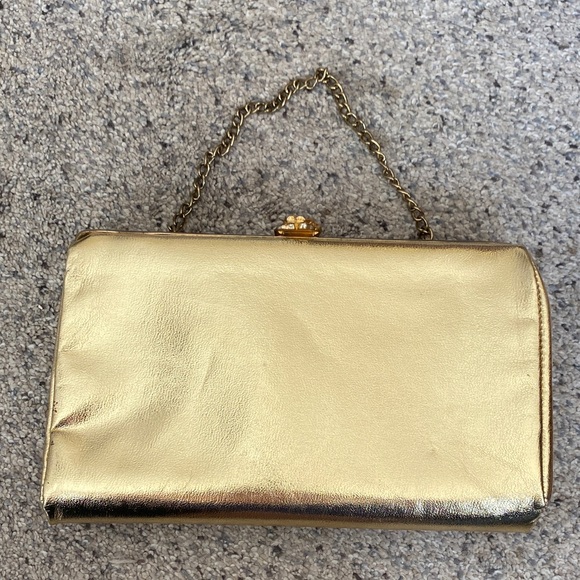 Vintage kiss 💋 lock rose Gold Chain Clutch - Picture 1 of 6